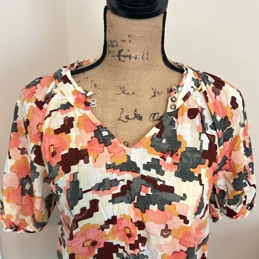 Sonoma Puff Sleeve Textured Floral Top – Size Medium